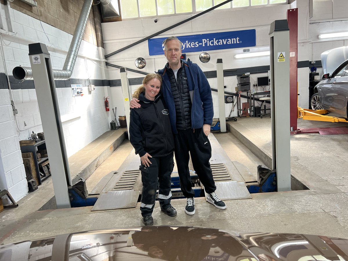 Auto_Lass's tweet photo. Trouble with a capital T visited today.  Tim’s first visit since the move over to the new gaff.   Huge thumbs up from him &amp; get the feeling we will be seeing a lot more of him.  #dreamgaff #timshaw #carsos https://t.co/VHzyi6mGYY