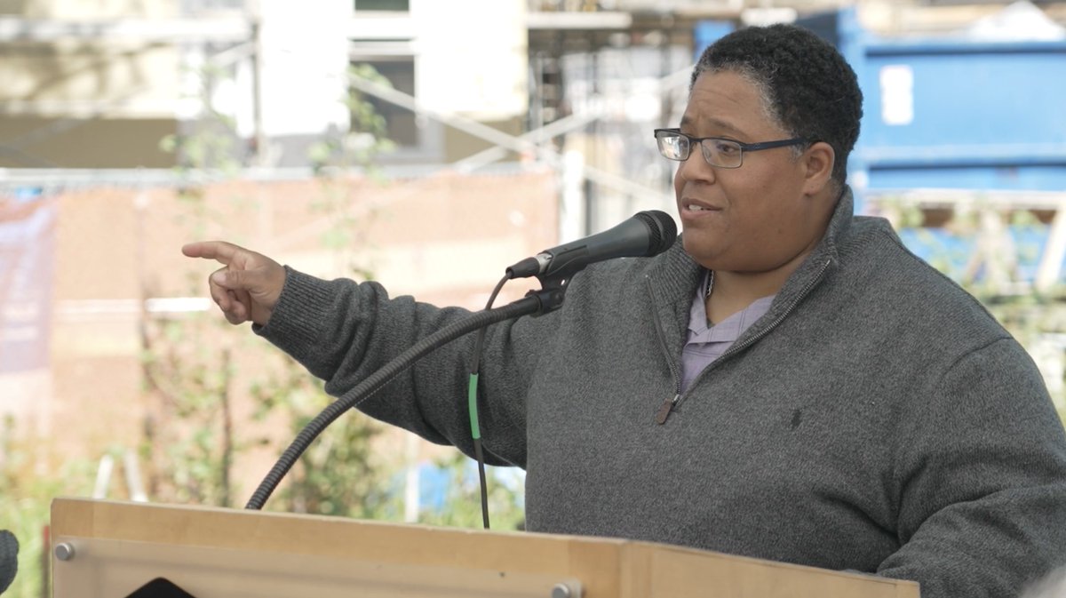 FineGrainPics's tweet photo. We were on hand for @HabitatEBSV Beloved Community build to commemorate Dr. King's vision on equity, with an amazing speech on the racial economic gap by @culturejedi https://t.co/ESy3Ol8o4z