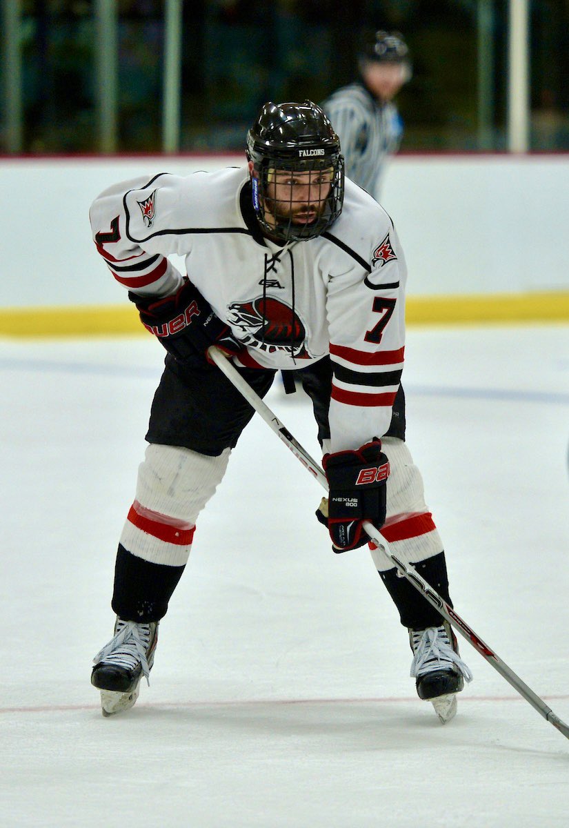 UWRFMensHockey's tweet photo. Falcon Hockey Alumni Mike Fazio (‘13-‘17) was recently diagnosed with Stage 4 testicular cancer.

Please 𝐜𝐥𝐢𝐜𝐤 𝐭𝐡𝐞 𝐥𝐢𝐧𝐤 𝐛𝐞𝐥𝐨𝐰 to support Faz!

🔗https://t.co/F6lf8noUqh🔗

#FalconFamily 
#FalconsFlyTogether #FFT https://t.co/UgEsvX5MXB