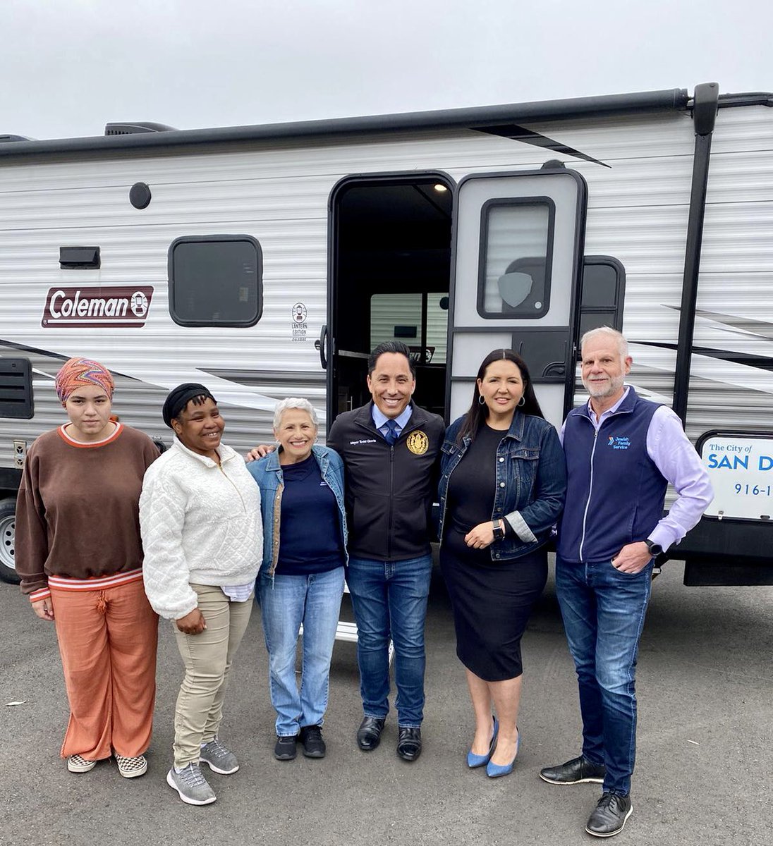 Today I joined @MayorToddGloria, @CMJenCampbell and @JFSSD to unveil the Rose Canyon Safe Parking. Thanks to our County’s $10M investment to help cities address homelessness, the space will provide shelter, on-site restrooms, showers, and other services. #BetterCountyForAll