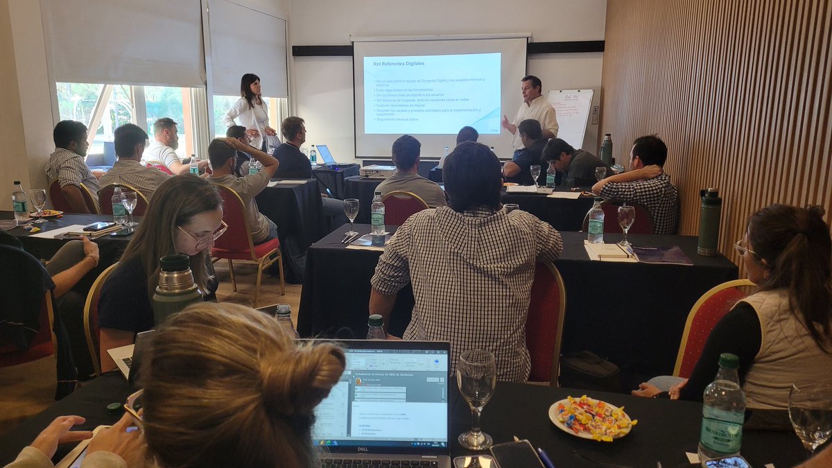 Nicolas Spinelli (@chaveta4) on Twitter photo Nos juntamos con los Referentes Digitales.
Pudimos trabajar sobre las fortalezas de #Cropwise nuestra herramienta digital.
Todos fuimos sumando resultados y propuestas para que cada vez sea más robusta. <a href="/Syngenta_ar/">Syngenta Argentina</a>
<a href="/INSER_SA/">Insumos Entre Ríos</a>
<a href="/grafer_srl/">GRAFER SRL</a>
<a href="/AgroDionisi/">Agroinsumos Dionisi</a>
<a href="/JA_AGRICOLA/">J.A. AGRÍCOLA</a>
<a href="/oterolita/">Pauli Otero</a> Nos juntamos con los Referentes Digitales.
Pudimos trabajar sobre las fortalezas de #Cropwise nuestra herramienta digital.
Todos fuimos sumando resultados y propuestas para que cada vez sea más robusta. <a href="/Syngenta_ar/">Syngenta Argentina</a>
<a href="/INSER_SA/">Insumos Entre Ríos</a>
<a href="/grafer_srl/">GRAFER SRL</a>
<a href="/AgroDionisi/">Agroinsumos Dionisi</a>
<a href="/JA_AGRICOLA/">J.A. AGRÍCOLA</a>
<a href="/oterolita/">Pauli Otero</a>