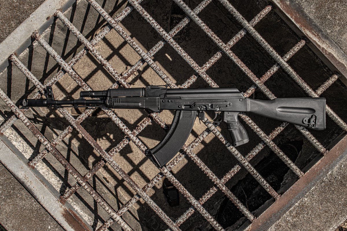CenterfireSys's tweet image. Here's a boost to get you through the rest of the week ⚡️ @Fostech_Arms  @kalashnikovusa KR-103 AK-47 💥Crafted and assembled right here in the USA 🇺🇸

#kalishnikov #fostech #ak #ak47 #762x39 #tough #tactical #specialized #specops #blackonblack 
#blackedout #centerfiresystems