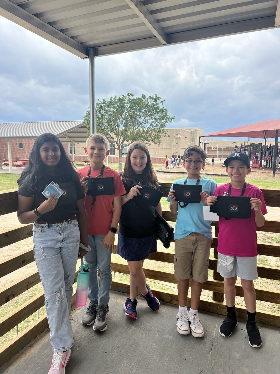 Katie Fogle tweet media