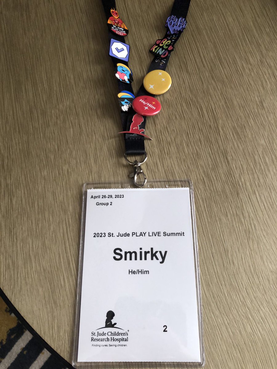 Got my badge and threw some pins on my lanyard. Super excited to be spending my week at the <a href="/StJudePLAYLIVE/">St. Jude PLAY LIVE</a> Summit! 💜
