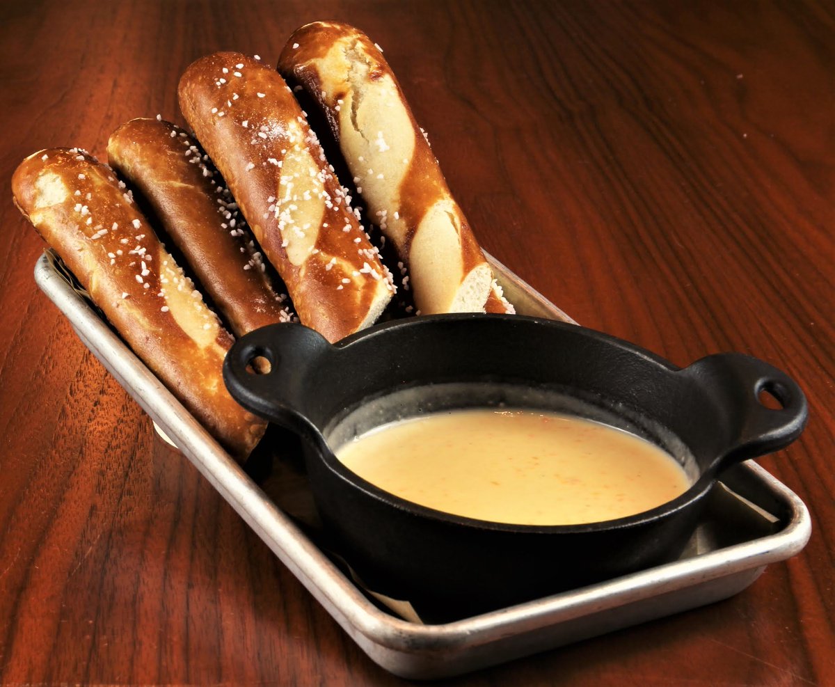 rivercitycasino's tweet image. Beer Cheese Soup and a Pretzel Stick... or Pretzel Sticks and Beer Cheese dipping sauce? You can order both at Beerhouse! 🥨 🧀 #PretzelDay

bit.ly/3c0fZN6