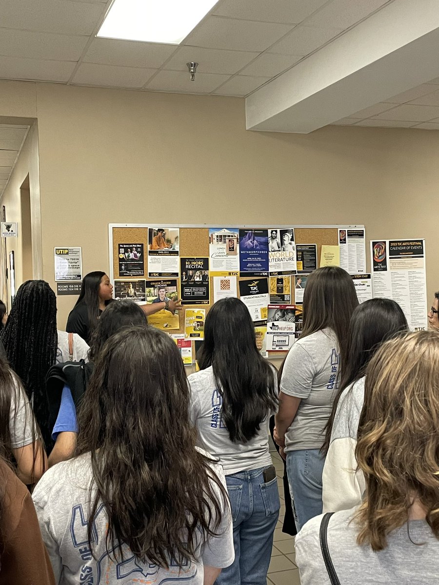 Freshman Academy tour at Tyler Junior College! Thank you TJC for providing our students the opportunity to explore the campus and programs. #AcademiesofChapelHill <a href="/ChapelHill_ISD/">Chapel Hill ISD</a> <a href="/CHHSTyler/">Chapel Hill High School</a>