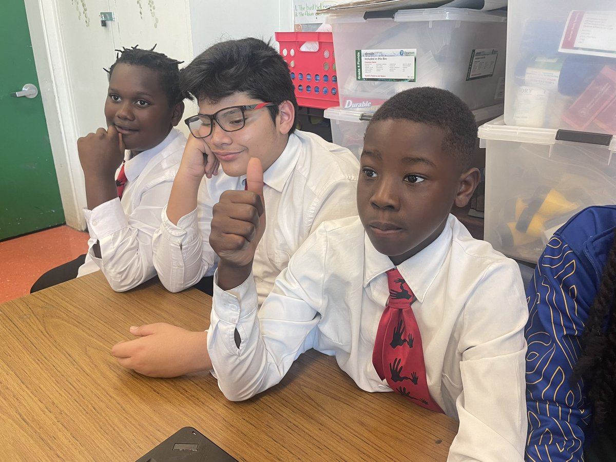 Ms_LJhones's tweet photo. #lionpride🦁 #scienceshowdown @yGarcia_MDCPS @MsAllisonStone Liberty City Pride! @MDCPSDAS https://t.co/wiUS1OlgYA