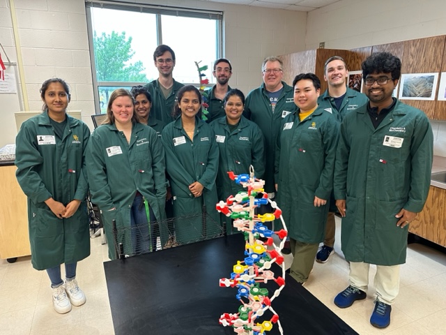 Trakselis's tweet photo. #Traklab celebrated #DNADay23 with outreach to local elementary schools extracting DNA from various fruits! So much fun and energy with these 5th graders. @WoodwayElem #outreach @NSF #Broaderimpacts #futurescientists https://t.co/OvrK5Q5xqp