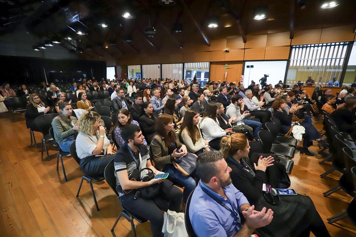 canabateflor's tweet photo. Esta mañana fui una de las expositoras en la apertura de la segunda jornada del simposio de la @JSTsucesos “Presente y futuro de la seguridad en el transporte en Argentina y en la región”. 

#SimposioJST 🧵👇 https://t.co/tRmJlwKj7G