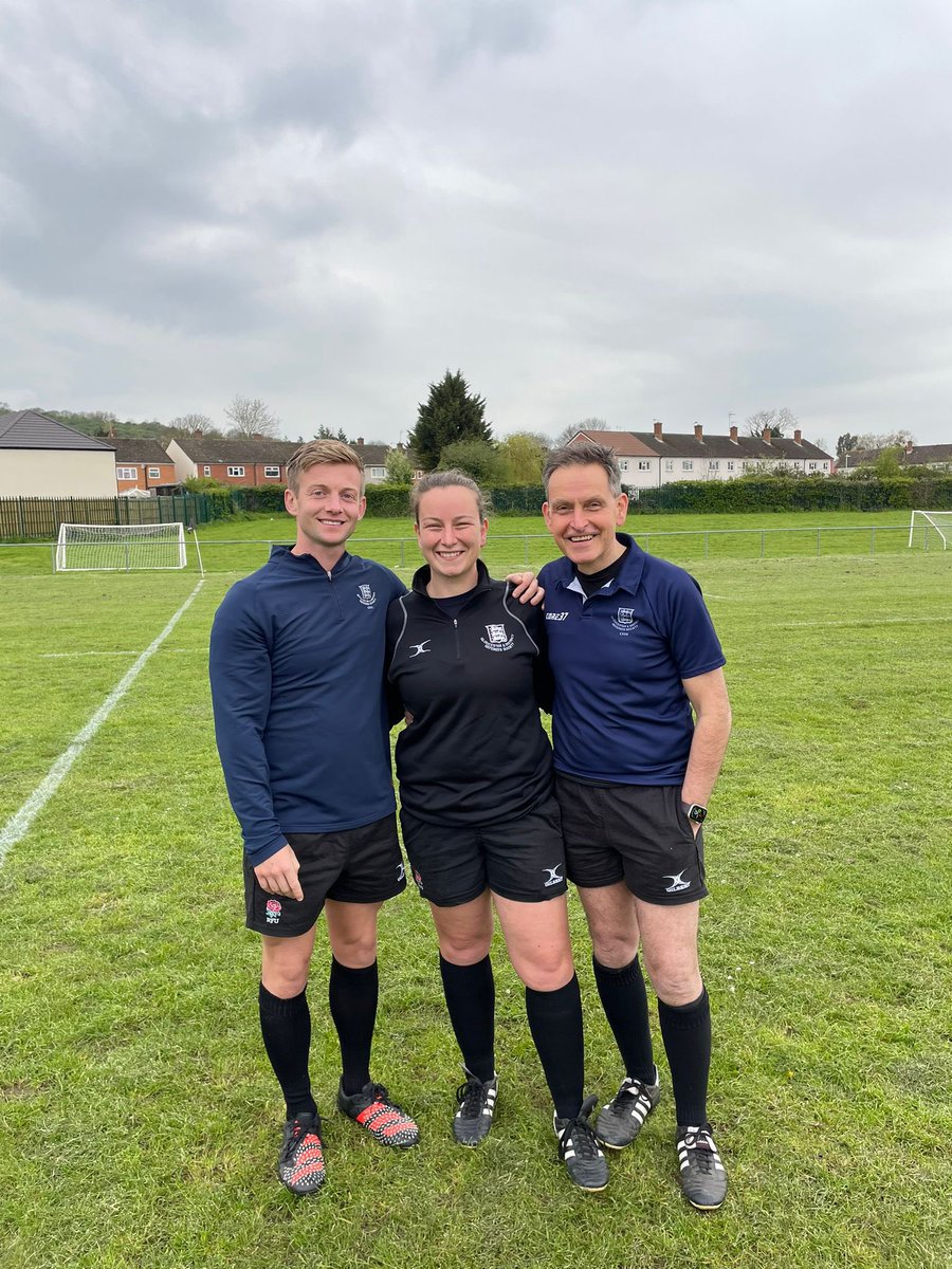 glos_rugby_refs's tweet photo. A fantastic performance by @FionaBrunt, @PeterBrunt  and a surprise guest performance on the line by @ChrisRidley1993 https://t.co/4OJ1EJhtyE
