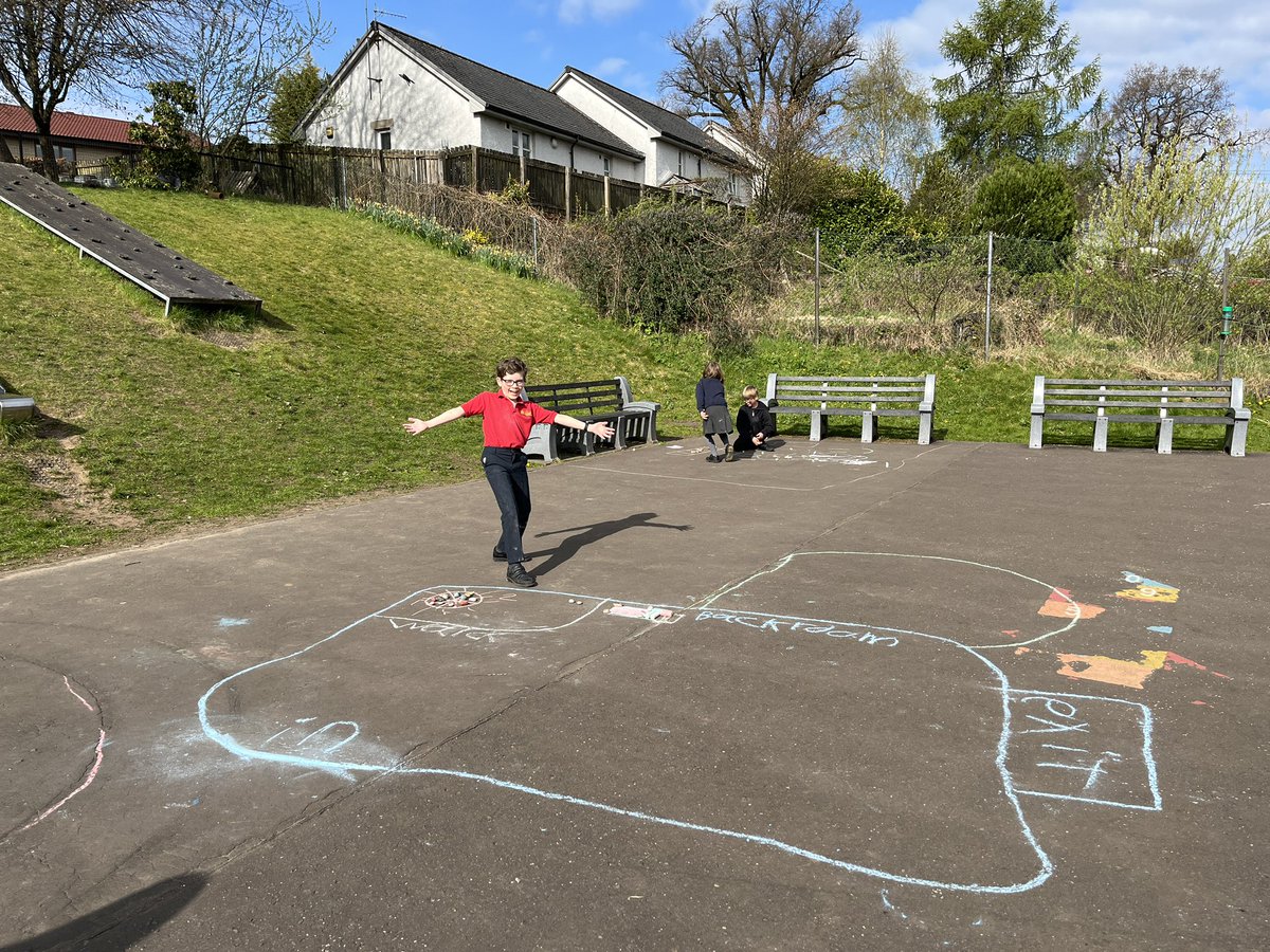 DeanstonPS's tweet photo. Exploring fractions of an amount: some of the fantastic visual examples by our bright sparks! #mathsoutside #outdoorlearning https://t.co/iysZEfVpAy