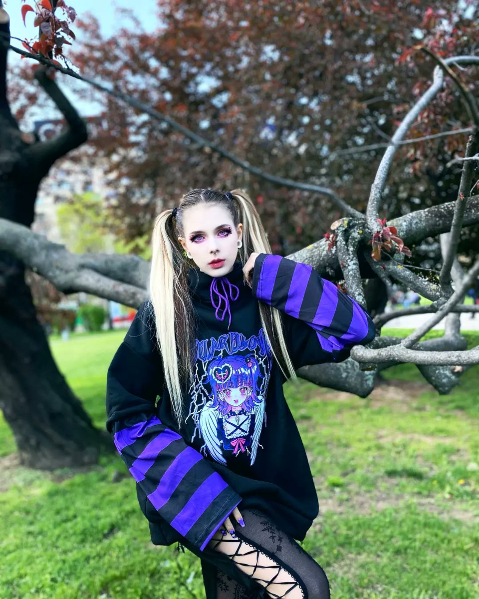 elviratrepovici's tweet photo. I want to see the light...
-
-
Hoodie by @modakawaofficial
Pants by @punkravestore
-
-
-
#modakawaii #harajuku #harajukufashion #animegirl #kawaii #aesthetic #grunge #punkrave https://t.co/Pv53w6F4bi