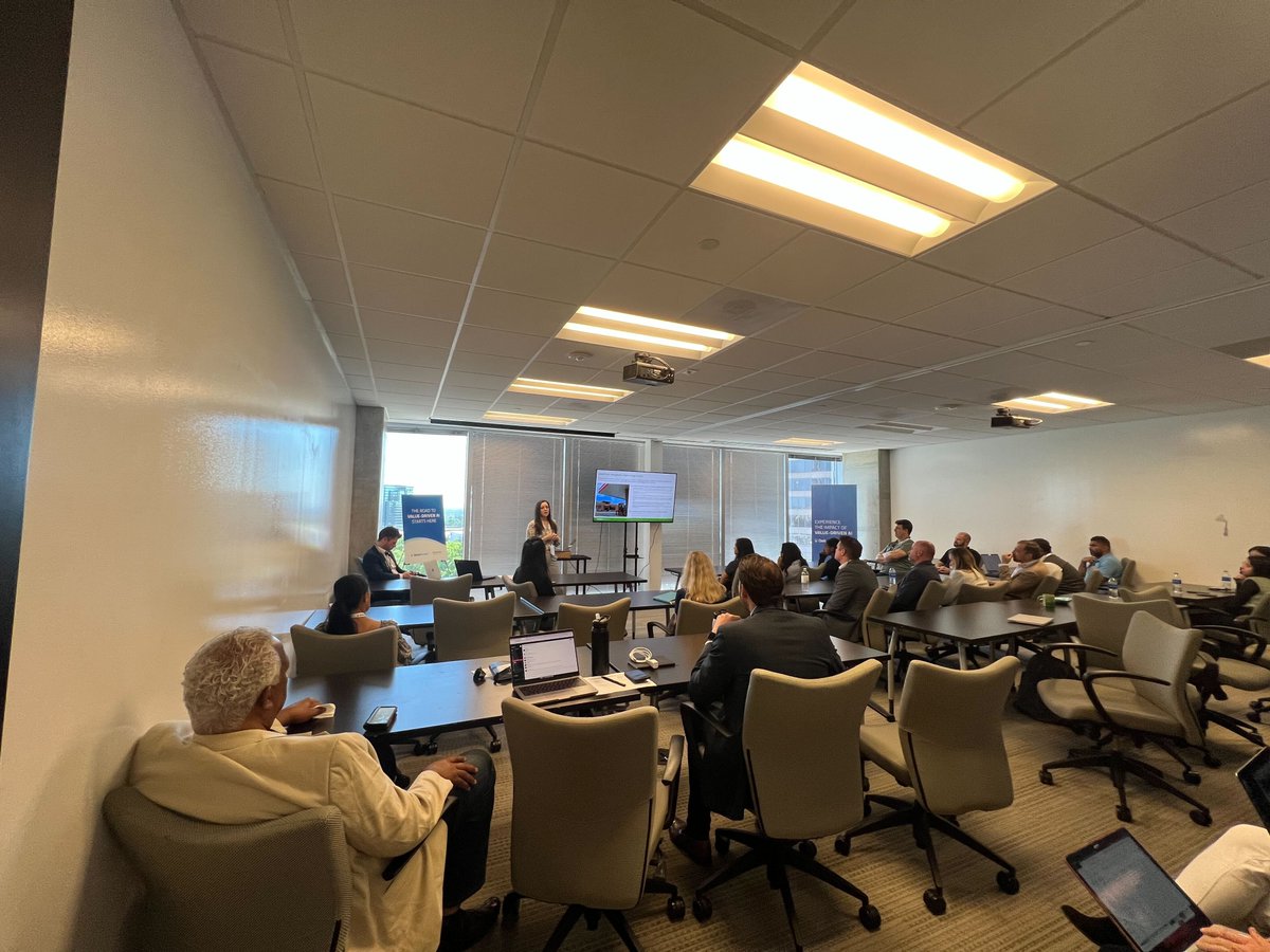 DataRobot's tweet photo. 📸 Snapshots from our time on the road so far. We still have roadshows left and we’d love to see you there! Check out our roadshow hub to register to see us in your city and learn more about the impact of #ValueDrivenAI.

Register now: https://t.co/kYvW8DYfmx https://t.co/7rLAIa4LRF