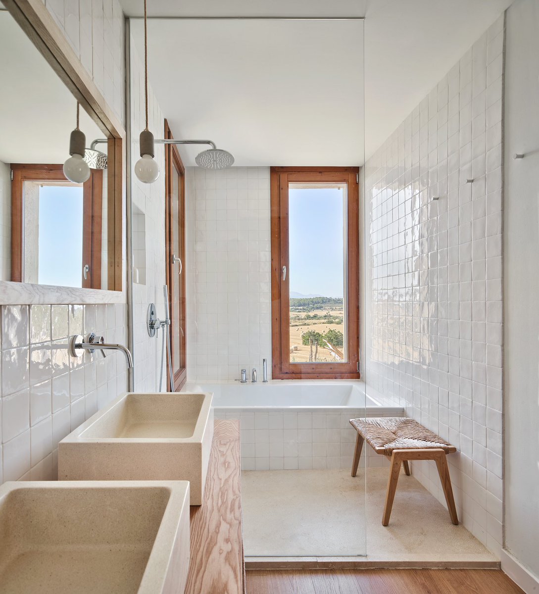 HuguetMallorca's tweet photo. Very happy presenting our new Web Store 🎉🎉😃😃
Following the link at our profile you can find, in stock, pieces like these ones. They could be available in a few days and at a more affordable price than made by order.
50x35x15cm standard washbasins in a project by #ohlab 😊😉 https://t.co/T7VINDGdTR