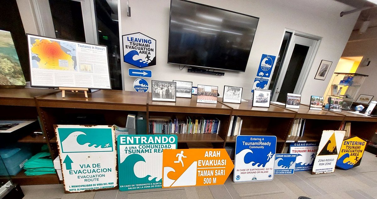 As we move towards the end of #Tsunami awareness month - it is always good to know hazard signs where we live work & play - in many spots on our coasts there are reminders of potential need to get inland or to high ground - remember it is always #tsunamiseason #knowyourhazards https://t.co/yfQN9wcxlw