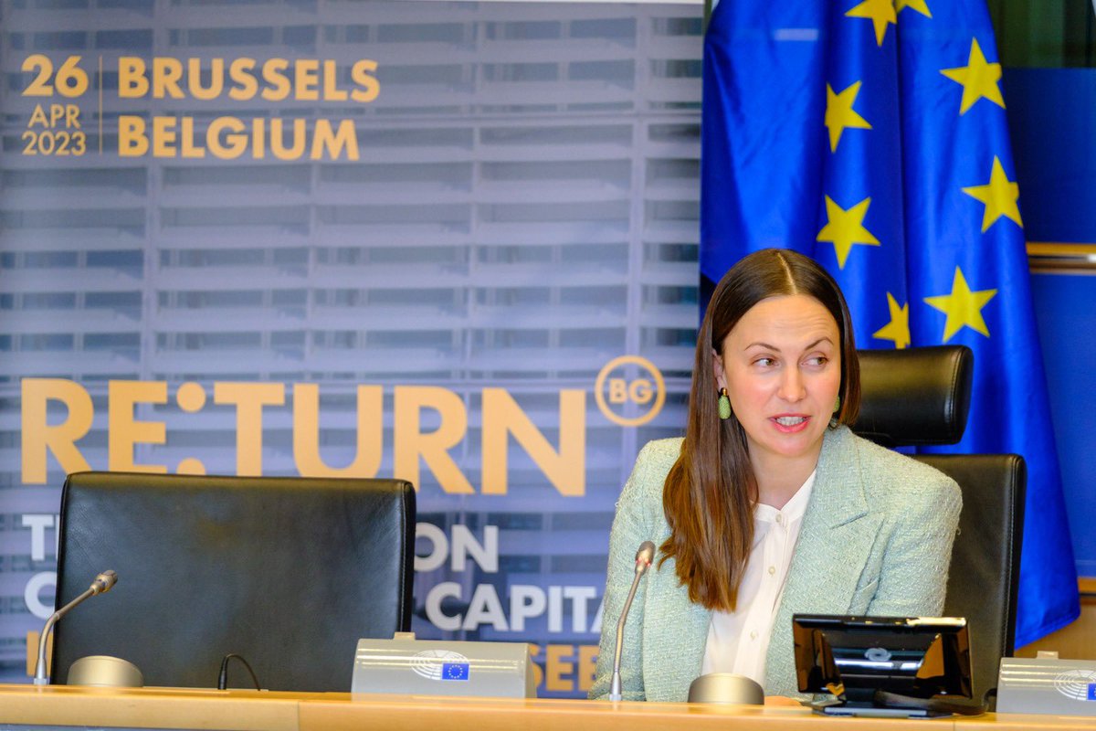Eva Maydell (Paunova) (@evamaydell) on Twitter photo Hearing the success stories of Bulgarian start ups & venture capitalists 👏👇
We have made a lot of progress but there is still a long way to go on fostering private investment & removing barriers in the Single Market.
Good exchanges with <a href="/BVCA_Bulgaria/">BVCA Bulgaria</a> <a href="/EIB/">European Investment Bank</a> & more today. Hearing the success stories of Bulgarian start ups & venture capitalists 👏👇
We have made a lot of progress but there is still a long way to go on fostering private investment & removing barriers in the Single Market.
Good exchanges with <a href="/BVCA_Bulgaria/">BVCA Bulgaria</a> <a href="/EIB/">European Investment Bank</a> & more today.
