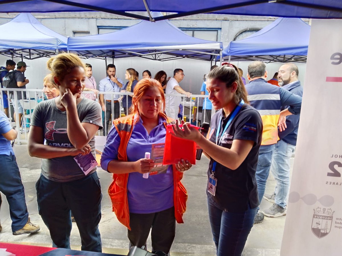 previene_iqq's tweet photo. [Ahora]📢Participamos en la feria preventiva de ITI para promover la prevención del consumo de alcohol y drogas en este fin de semana largo ¡Únete a nosotros en esta importante iniciativa y trabajemos juntos para una comunidad más segura y responsable! #MásComunidadMásPrevención https://t.co/FOz8vnbrON