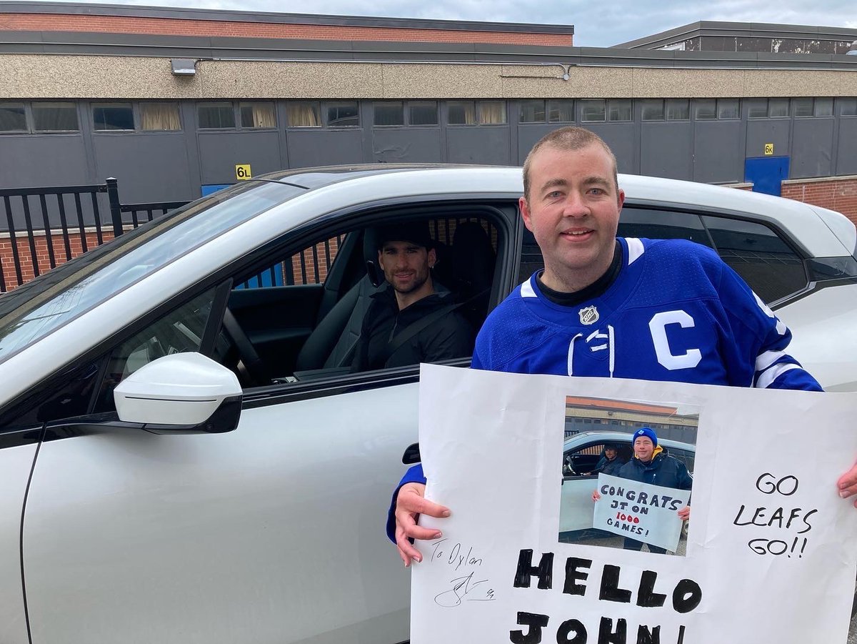 ticatsfan7's tweet photo. @TheFordFANatic If there is still tickets to give away tomorrow i hope you will consider me ! I’m one of the biggest fans out there. I was even at practice this morning! #fanfordpower #LeafsForever https://t.co/NUtSodFsgI