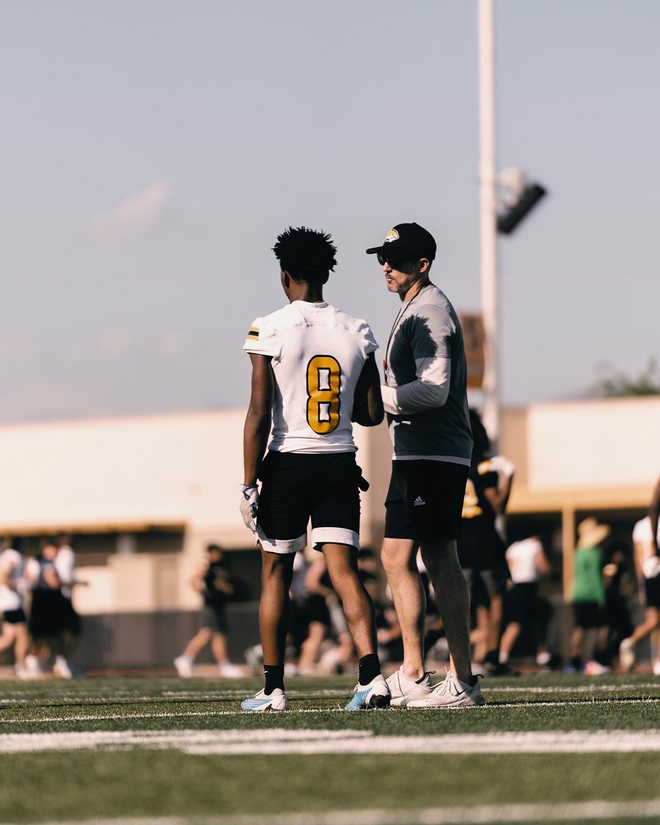 Back 2 Business 👏🏼 #SagU #Saguarofootball