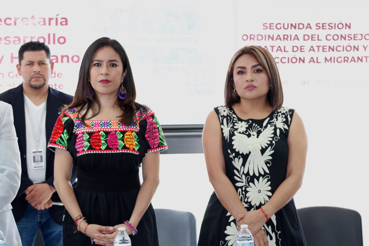 Bienestar_Hgo's tweet photo. A través de la Subsecretaría de Desarrollo Social y Humano, su dirección de Atención al Migrantes Hidalgo y su titular, @NeydaNaranjo, la #Sebiso mantiene su compromiso de ayudar a alcanzar el #Bienestar que la población migrante necesita.
#PrimeroElPueblo https://t.co/G07e7UFaHA