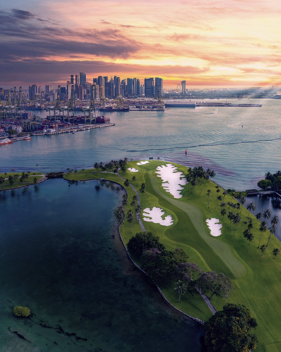 JoePompliano's tweet photo. LIV Golf's tournament this week is at the incredible Sentosa Golf Club in Singapore.

They currently have 1,600 members, and it costs about $600,000 to join. https://t.co/XweuzFOUMJ