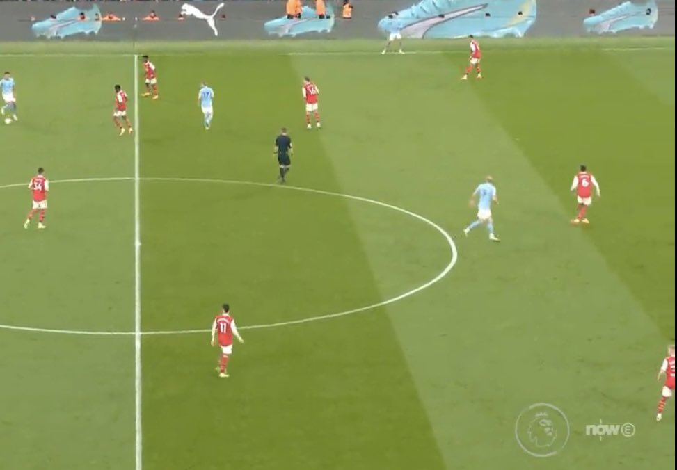 now_arsenaI's tweet photo. Where is he? How many times? Get him off at half-time and try something else, I beg. https://t.co/5wfwS9wJHZ