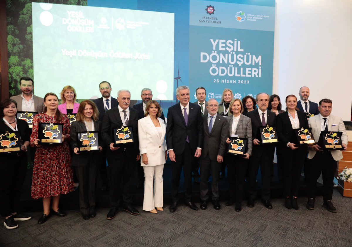 bilgehannas's tweet photo. İstanbul Sanayi Odası 
Ödül Töreni… https://t.co/tTyfIDhOq1