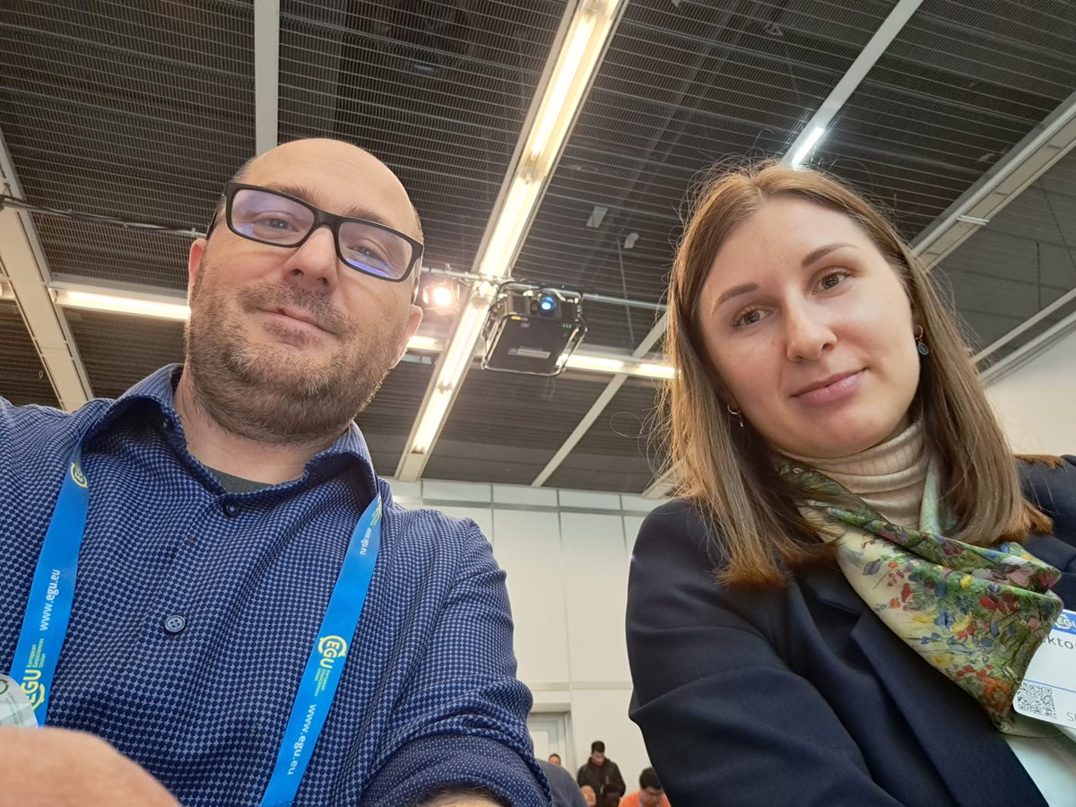 sergiosaia's tweet photo. Interesting meeting at the #EGU23, within @EGU_SSS, in the field of #soil protection and improvement, #soilhealth and #soilprotection and its relationship with #landuse, #soilmanagement, #fertilisers, and #soilmodelling
@EuroGeosciences @ebruni93 @ChiaraDeNotaris https://t.co/qnaLK1owIx