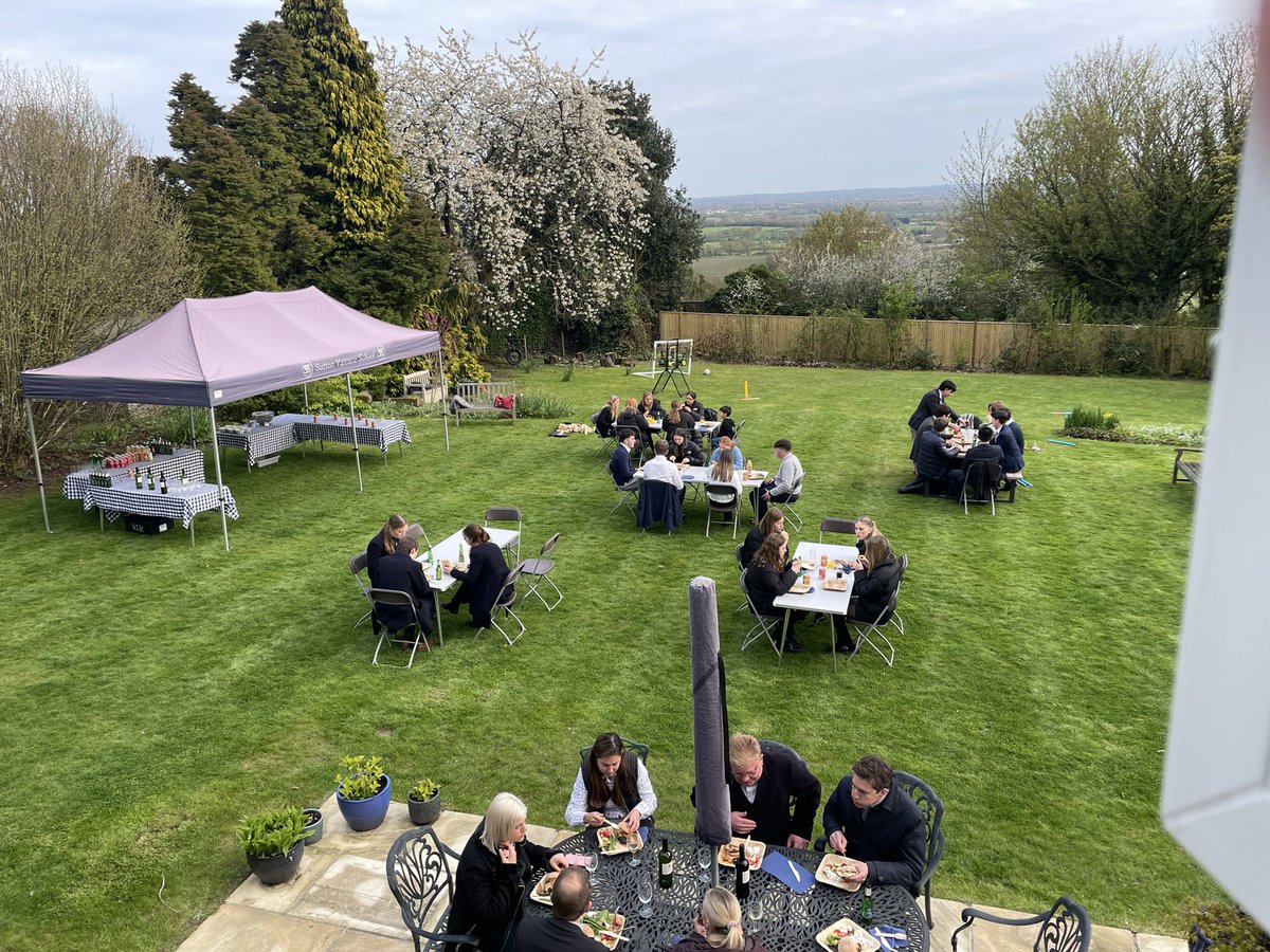 SVS_Headmaster's tweet photo. It was such a pleasure to have a ‘thank you dinner’ with the U6th Prefects in the HM House garden tonight. Wonderful catering from @blue_egg_catering and a great time had by all! https://t.co/678Fin0stG