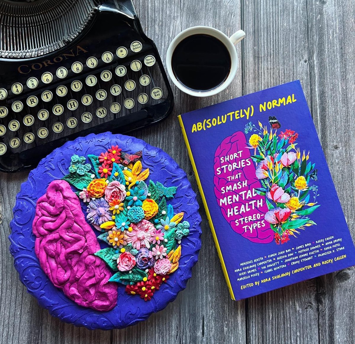Candlewick's tweet photo. Bakers & cake decorators, do you think you can transform your favorite book covers into cake?
If you’re based in the US/Canada and can recreate a Candlewick book cover, use #BookishBaking and tag us to receive exciting bake (book) mail! 📚🍰#giveaway #baking #books https://t.co/40Zt47Zcel