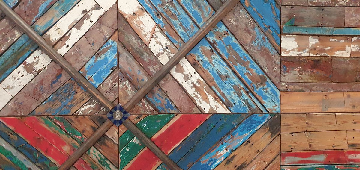 labarile_enrico's tweet photo. Old ship wooden planks turned into a work of art at the airport of Bari.
Also into a perfect substance reference.

#material #substance #adobe #texture #tileable https://t.co/UeXeMzhgGy