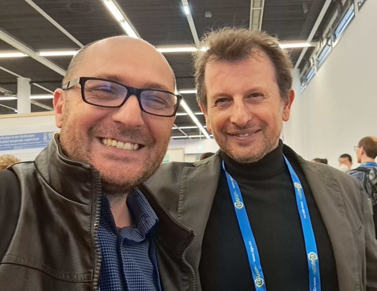 sergiosaia's tweet photo. Interesting meeting at the #EGU23, within @EGU_SSS, in the field of #soil protection and improvement, #soilhealth and #soilprotection and its relationship with #landuse, #soilmanagement, #fertilisers, and #soilmodelling
@EuroGeosciences @ebruni93 @ChiaraDeNotaris https://t.co/qnaLK1owIx