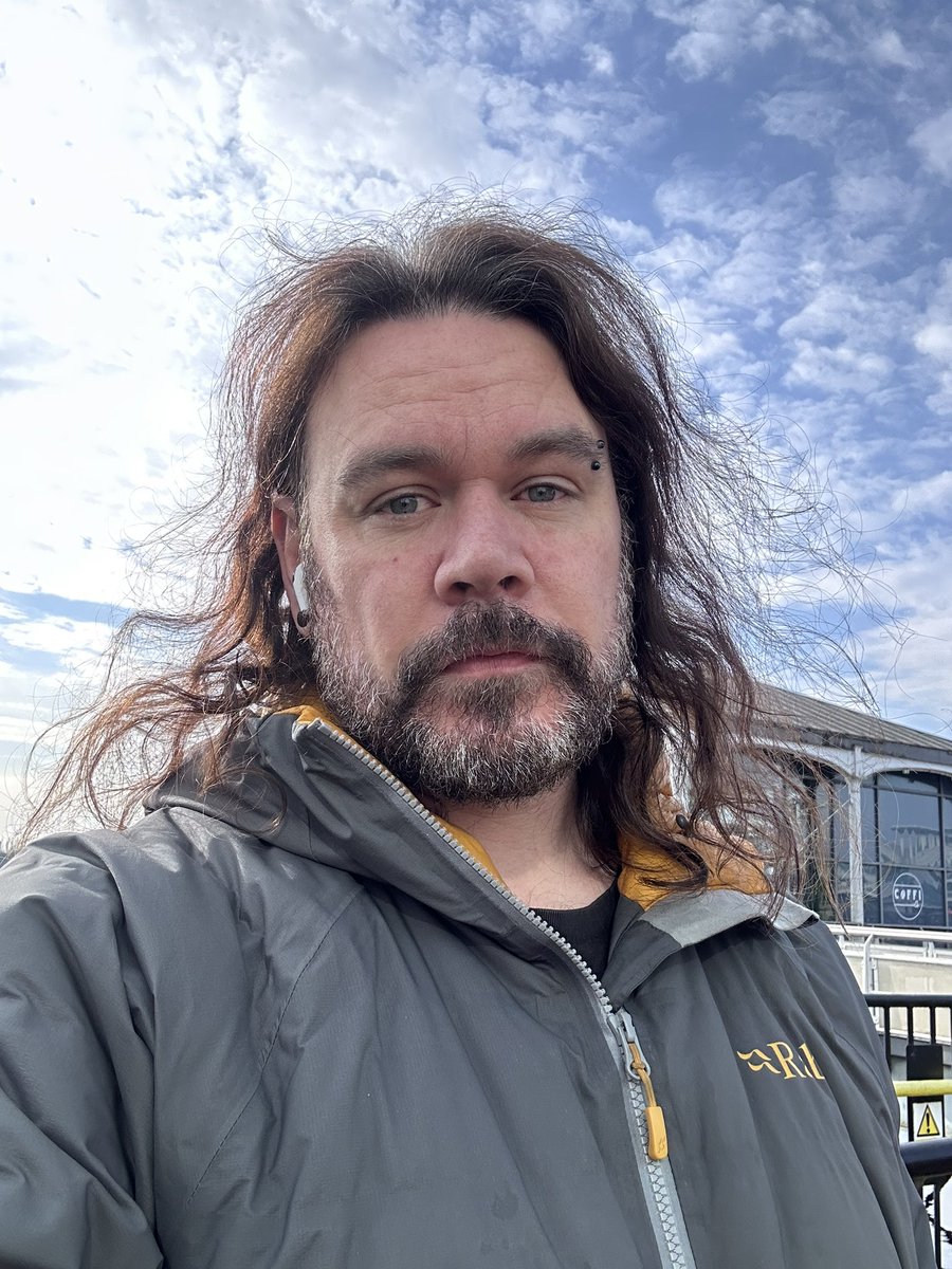 Just a day at the races with another self tape audition complete for @Audereacademy <a href="/auderetalent/">Audere Talent Management</a> and Alison Murchie <a href="/NancyBishopCast/">Nancy Bishop Casting</a> Could have a worse office I guess 😎
