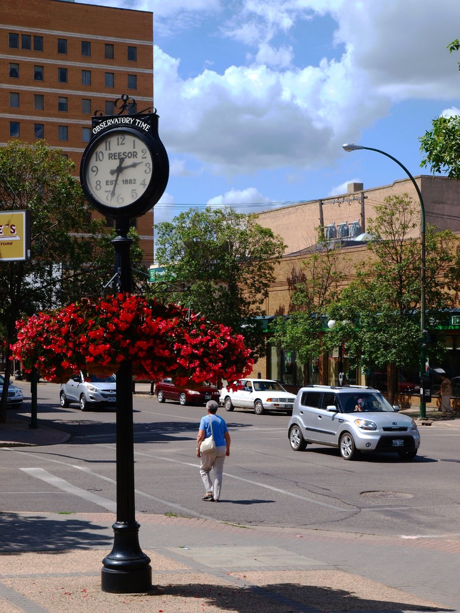 brandondowntown's tweet photo. Get ready to experience the beauty of summer! 

The downtown streets will be blooming with beautiful flowers and a variety of businesses to explore.
.
#SupportSmallBusinesses #BrandonMB #BrandonDevelopment #BrandonGrants #BrandonBusiness #BrandonCommunity #BDDC #brandonmb #bdnmb https://t.co/Z9xkklxSyK