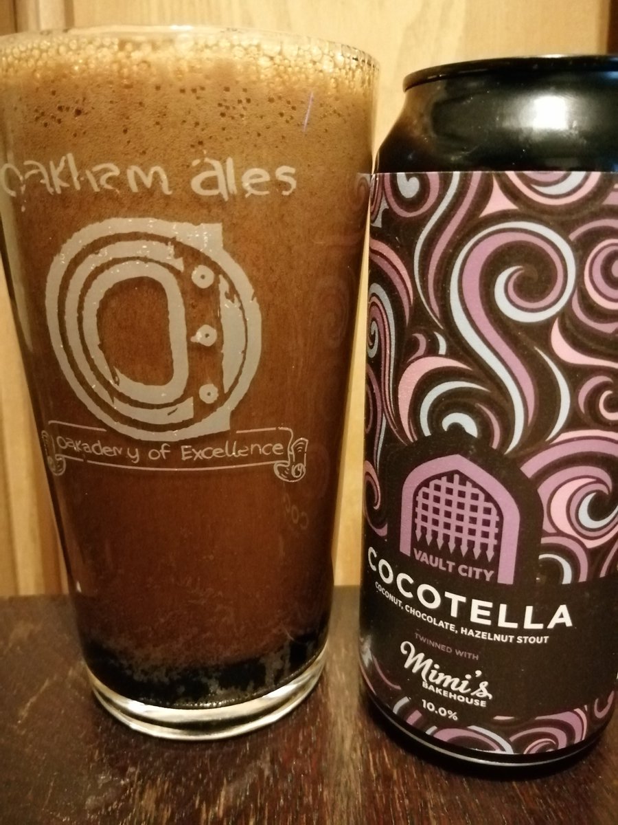 BertSmedley's tweet photo. @decoreape7 @PaulOBrien10 @craftbeersoflre @j_k357 @CorkBeer @cb_phil @WicklowBrewery @JBONAMASSA @chickenfootjoe #HalfTimeHardpour🍺
#StoutWednesday🐻
#Flange🐢💥💥 https://t.co/Fr2mPP0djp