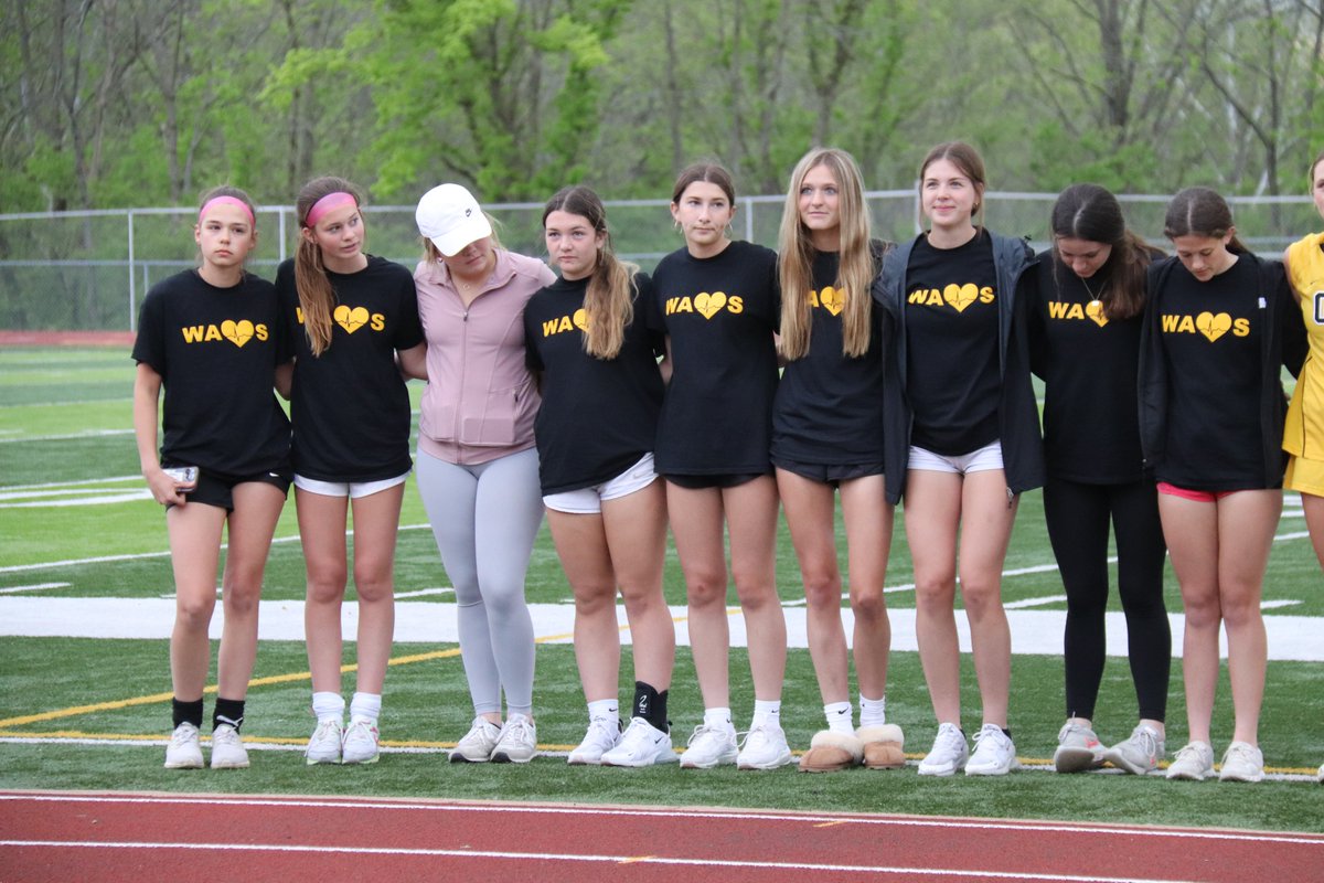 MehlvilleSD's tweet photo. Coach Robben led both the @OHS_Tigers girls (1991) and boys (2000) teams to state championships and tallied 1,125 wins before his retirement in 2017.  #msdr9 #WAOS (2/4) https://t.co/t7cMzn3ze5