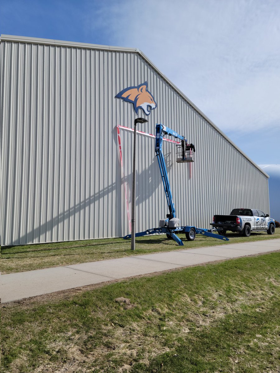 BobcatAndersonT's tweet image. Have you seen the changes being made at the BATC?? Upgrading to become the best tennis facility in Montana! Come take a look yourself
#BATC #MontanaTennis