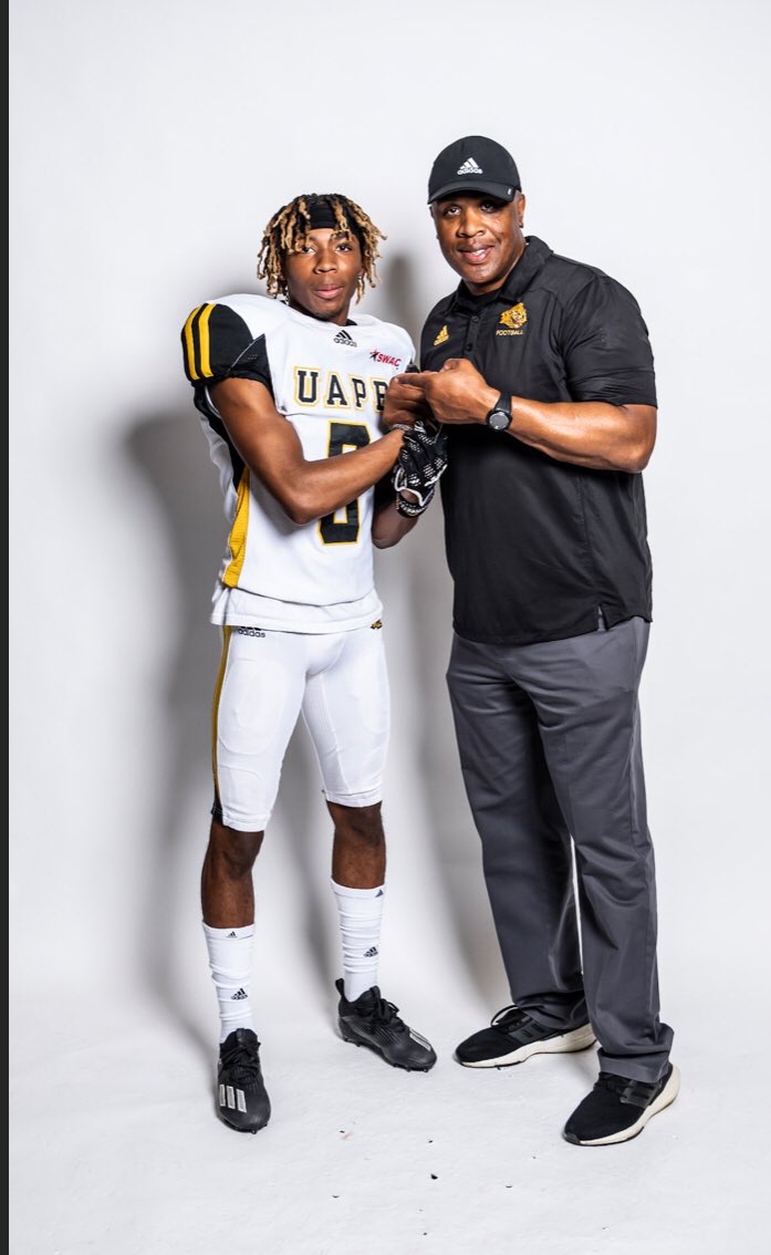 I Had A Great Time At <a href="/UAPBLionsFB/">𝐆𝐨𝐥𝐝𝐞𝐧 𝐋𝐢𝐨𝐧𝐬 𝐅𝐨𝐨𝐭𝐛𝐚𝐥𝐥 🏈</a> <a href="/CoachDBurnett/">Darrell Burnett</a> <a href="/TheRealCoachJB/">Jeff Burrow</a>
