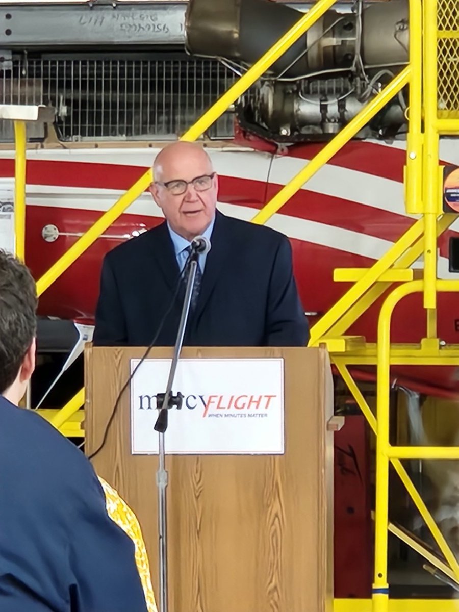 Michael Bolas, Esq., chair of the <a href="/mercyflightwny/">Mercy Flight</a> Board of Directors, gives opening remarks at the remembrance for our beloved pilot, James E. Sauer, EOW 4/26/2022.

"The office is small, but the view is beautiful."

Thank you, Jim. 

<a href="/AMPAdocs/">AMPA</a> <a href="/FLTDOC1/">Mike Abernethy 🇺🇸</a> <a href="/ktanaka_0123/">Kaori Tanaka</a> <a href="/JLynchDO/">Joshua Lynch, DO, FACEP</a>