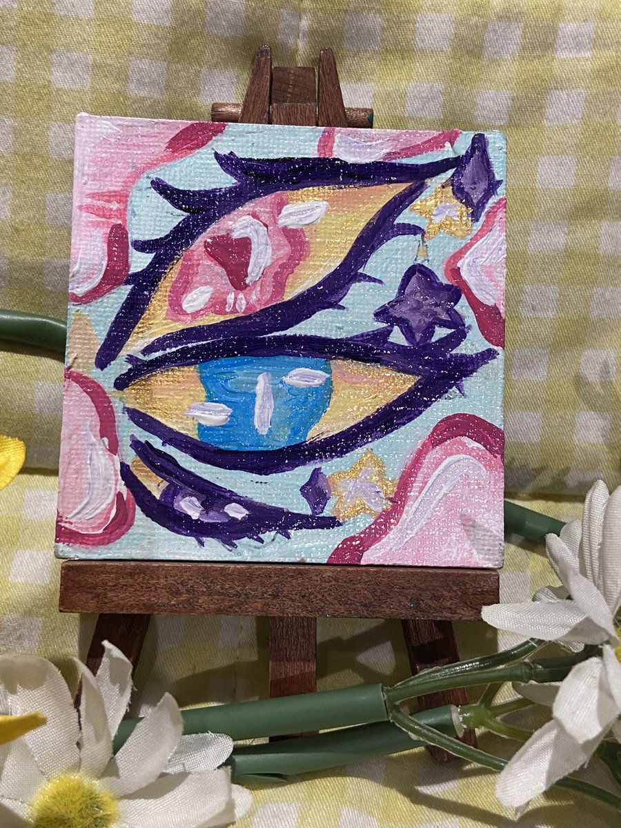 JadePaintings's tweet photo. Mini magnets!!! i had a TON of fun doing the ghosts :3 #minipainting #Magnetart #acrilicpainting https://t.co/ZlaHqj27yk