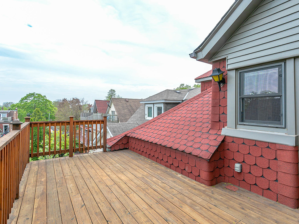 #majorhomereno #custombuild #majorremodel #remodel #homedesign #homeinspo #majorhomerenovation #exterior #beforeandafterhomeedition #exteriordesign #hardwork #exteriorstyle #homedecor #contractorlife #underconstruction #patioseason #rooftoppatio #residentialpatio #outdoorshower