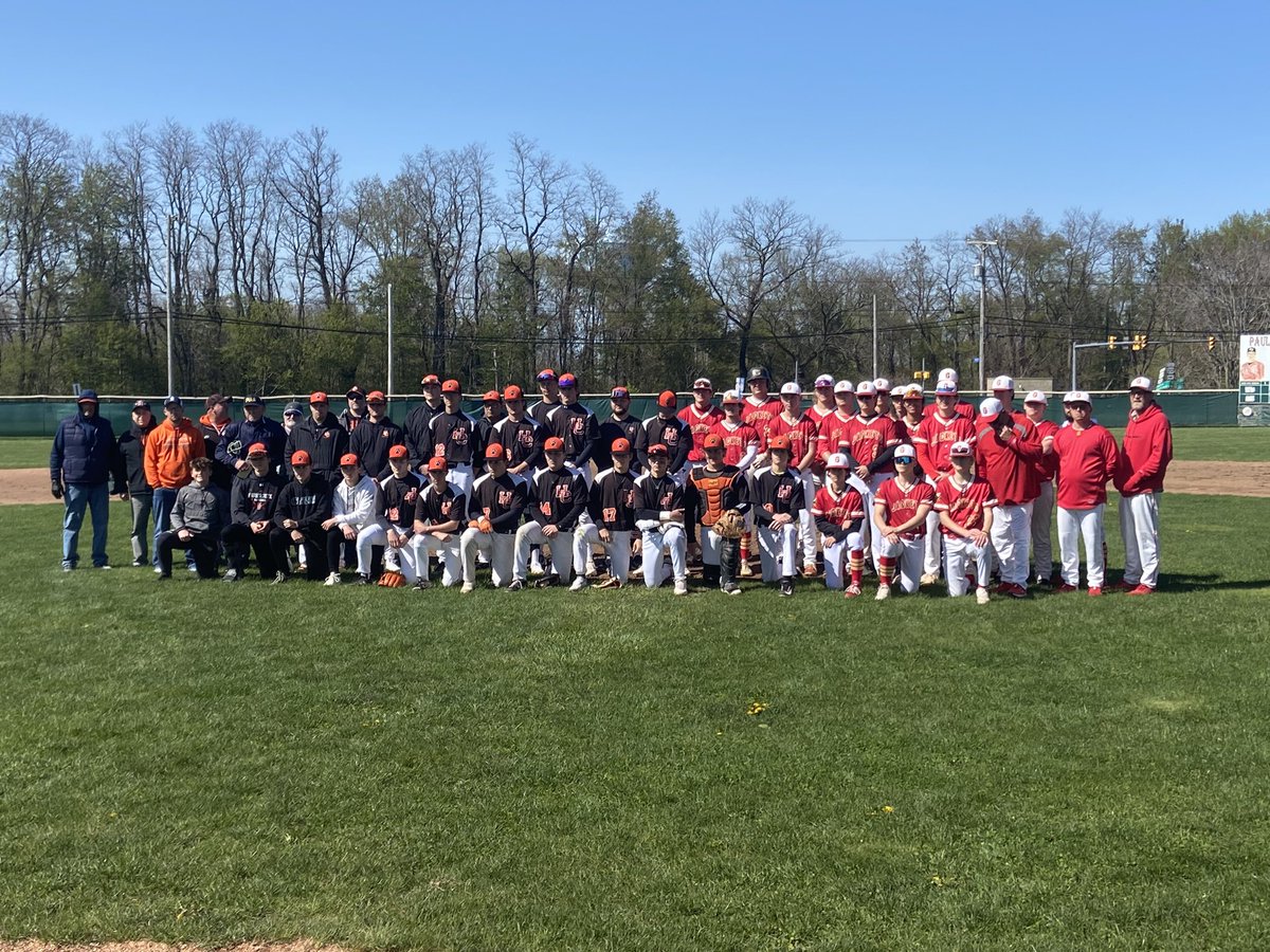 IJPBroadcasting's tweet photo. Wonderful tribute by @HC_Baseball1 before todays game to remember Tom Roberts, an integral part of little league baseball in the Wesleyville area. Players, coaches and umpires who participated in his annual Mayor’s Cup honored him on the pitchers mound. RIP to a great man. https://t.co/Xxq4bl1tgN