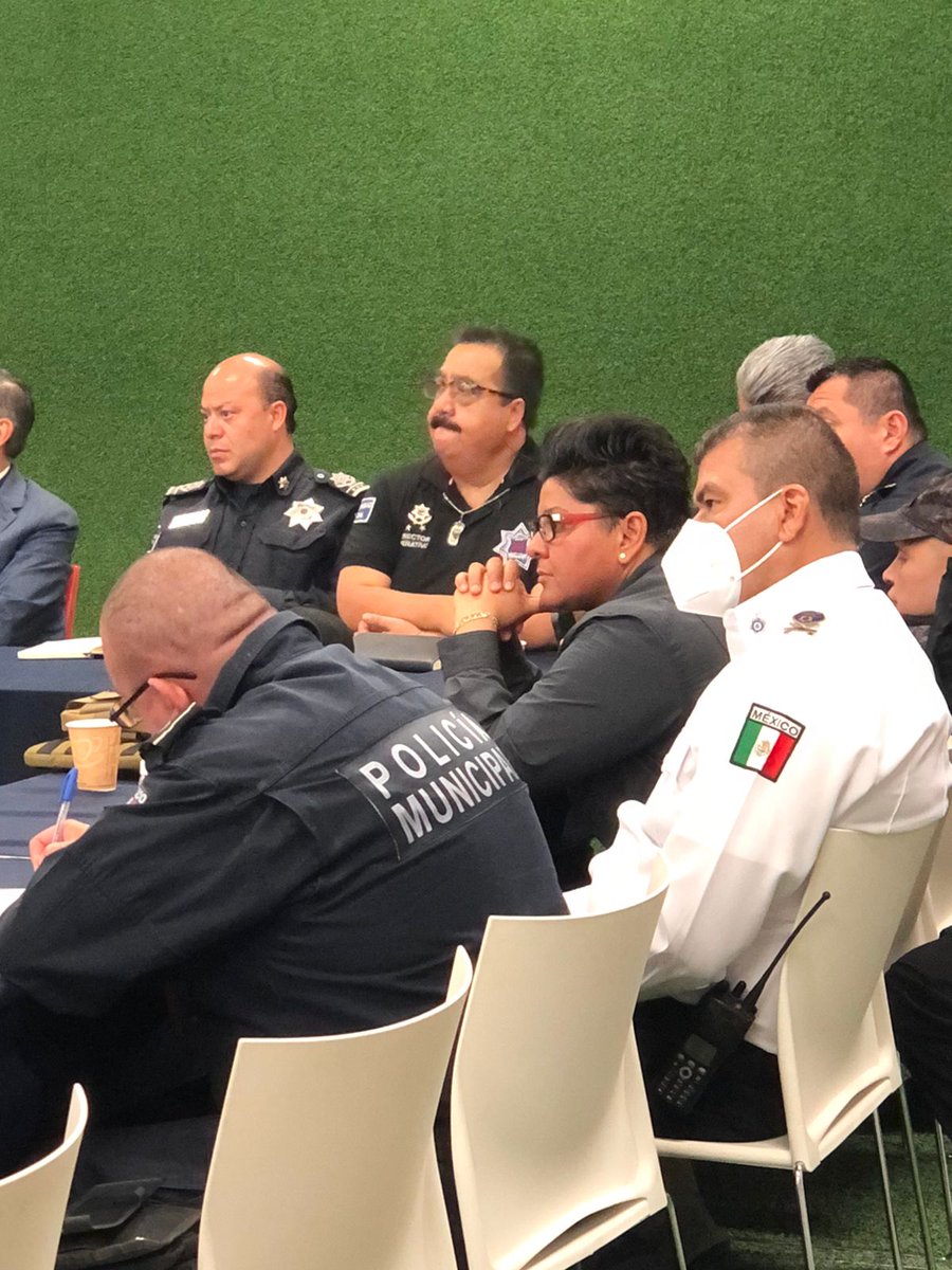 MtraVioleta's tweet photo. Ya de regreso en Jalisco, trabajando en coordinación con distintas corporaciones, en la revisión de la estrategia de seguridad, de la próxima pelea entre “El Canelo” vs "Ryder” en el marco de la celebración por los 200 años de Jalisco como estado libre y soberano #SomosJalisco https://t.co/rTaY4OQjk9