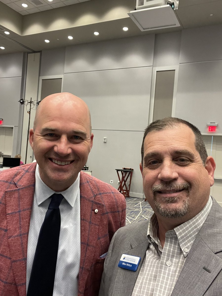 mwillich's tweet image. You spend 94% more time with those you work with than with those you go to church with! Does your Monday look like your Sunday? If not, then there’s work to do! Great Faith at Work Summit today. Great speakers: #matthasselbeck #josaxton #chipingram #ubnsummit2023 #faithatwork
