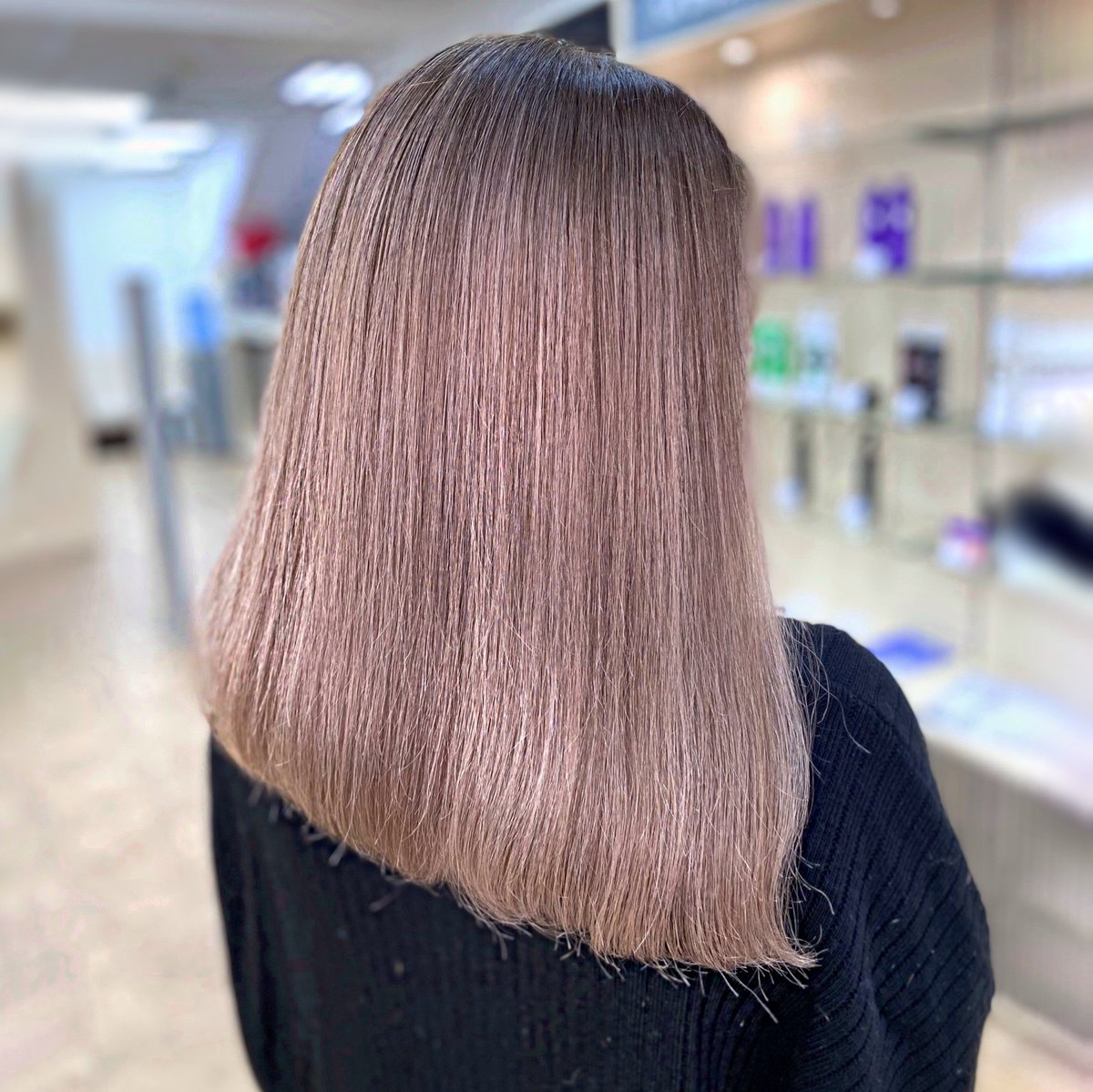 Elithair's tweet photo. Окрашиваем волосы ежедневно. Как однотонные так и сложные техники.
Занимайте лучшие окошки у самых востребованных наших колористов.

Записаться: 89047374888 (тел/ватсап)
Уфа, Менделеева 150/4
Работа колорист Римма.
#окрашиваниеволос #сложныетехникиокрашивания https://t.co/JZSqM7lnrm