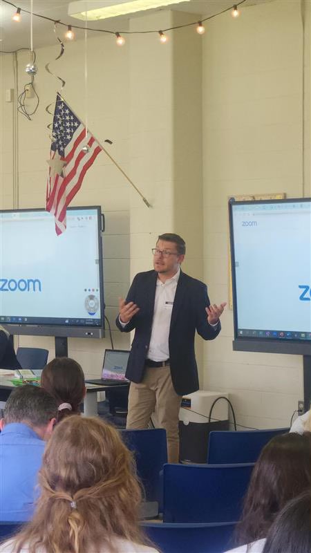 Some pics from our event Today at the Academy of the Sacred heart in Bloomfield Hills, MI. 

Student from the Cranbrook School joined us. Tomorrow, we will be at Cranbrook School, with ASH students joining us. <a href="/SacredHeartMI/">Academy of the Sacred Heart (MI)</a> <a href="/jfsnoad/">John Snoad</a> <a href="/AllanCarey9/">Allan Carey</a> 

#TeacherSphere #sschat #k12
