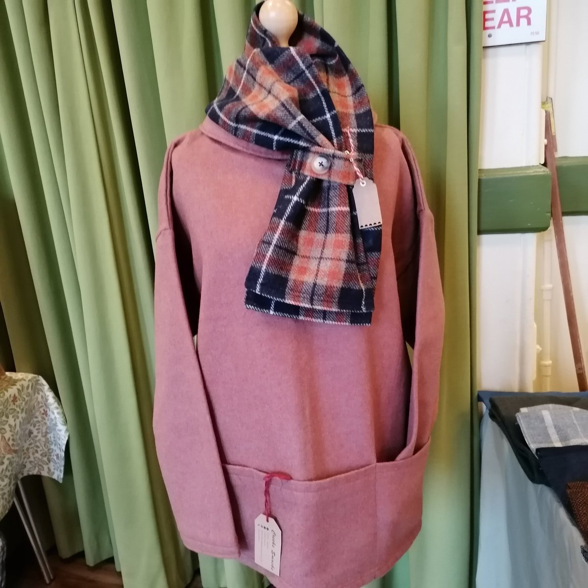 AylshamCtryMkt's tweet photo. Get that Friday feeling at Aylsham Town Hall on Friday morning! Home baked, home grown, hand crafted &amp; a great café! #shoplocal #localfood #amazingaylsham #discoveraylsham https://t.co/2DNy7ohgLd