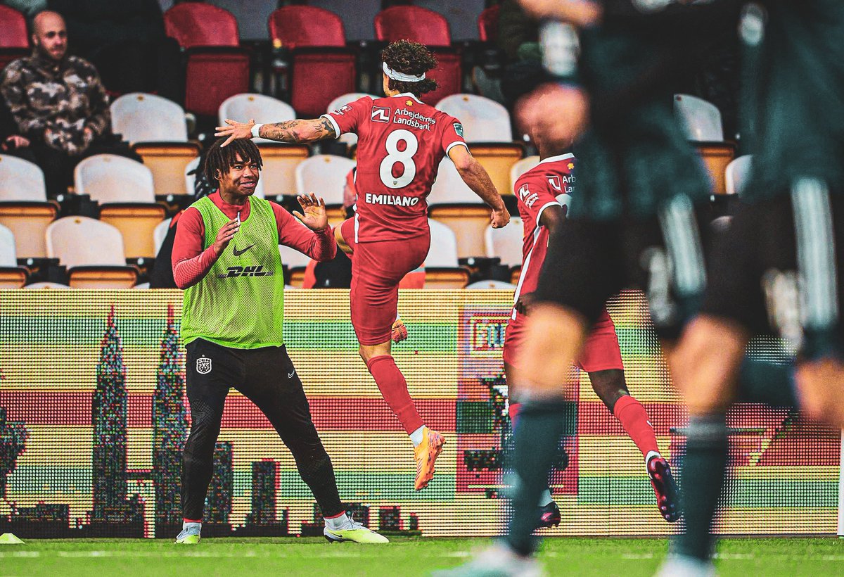 The pressure was high, the stakes were higher, and I'm proud to have helped my team secure a crucial victory. ⚽🐯🔥Moments like these are what we live for, and I'm thrilled to have been a part of it. 💪🏼🧡❤️ #FCNordsjaelland