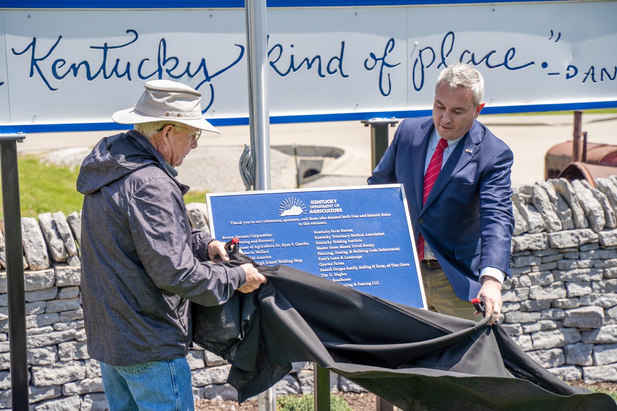 KYAgCommish35's tweet image. Over the last three years, with many hours of labor, donations, and volunteers coming together, and not a single taxpayer dollar spent, we have a complete entrance to @kentuckyag that truly embodies Kentucky agriculture. Thank you to all those who played a part!