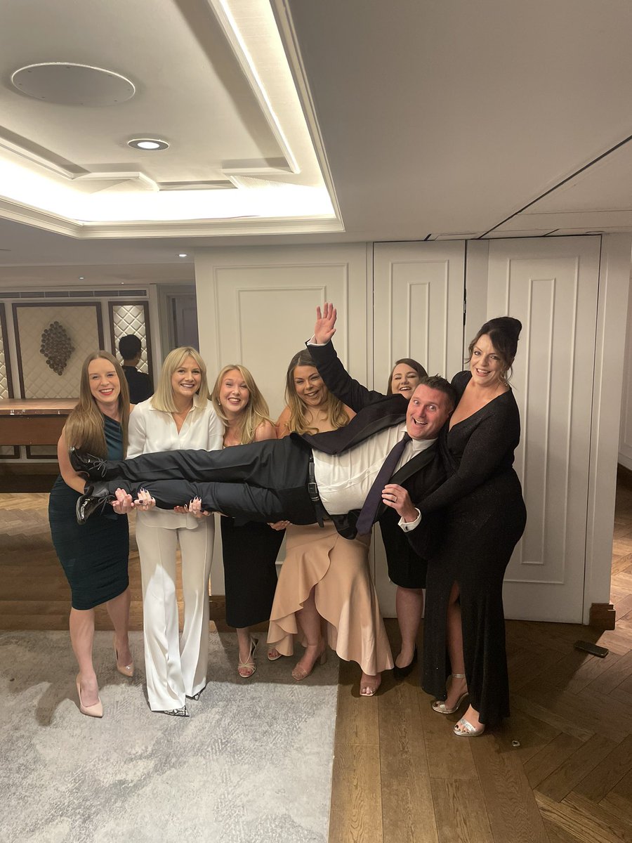 chloebillboard's tweet photo. #wipha23 #guardian #table16. #wediditfirst #didntknowitwastwitter BEHIND EVERY MAN IS A STRONG FEMALE https://t.co/rm5v0FqUAL